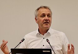 Kremer_IMG_3844.JPG Kremer_IMG_3844.JPG