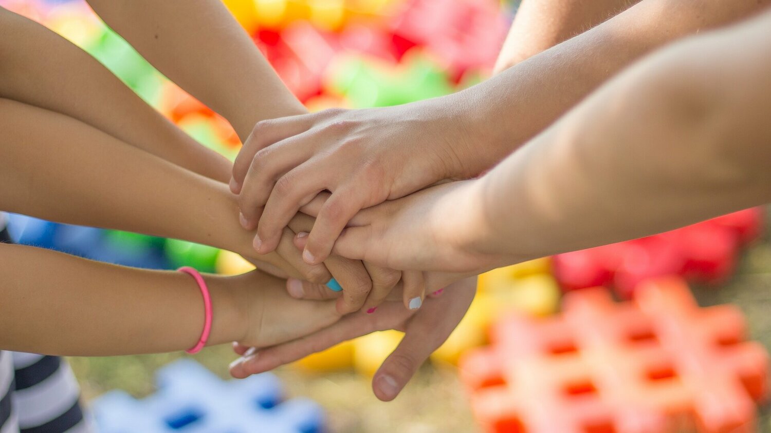 hands-2847508_1920.jpg hands-2847508_1920.jpg